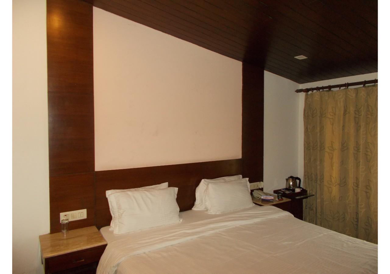 The Imperial Square Hotel Mussoorie Buitenkant foto